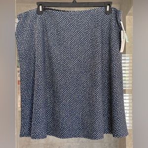 New with tags! Black & white Margaret M dot skirt, Size 2X